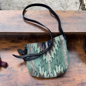 Elegant Green Patterned Crossbody Bag